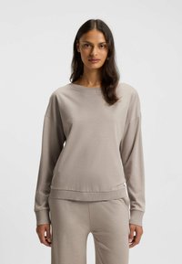 Толстовка Толстовка