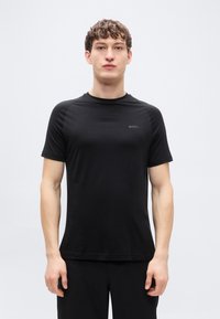 Спортивная майка