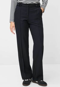 Прямые брюки