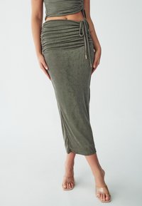 Юбка-карандаш