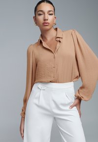 Блузка-рубашка