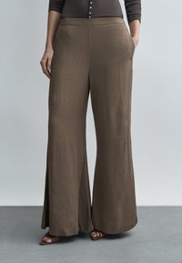 Широкие брюки