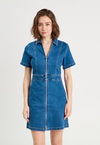 Джинсовое платье