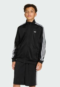 Пуловер Пуловер