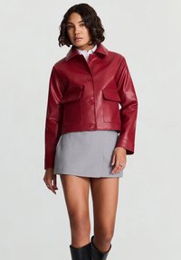 Кожаная куртка