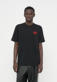 Футболка Футболка