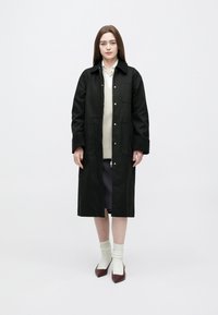 Шерстяное пальто