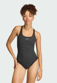 Слитный купальник