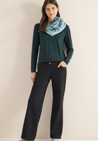 Круглый шарф