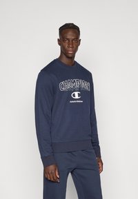 Спортивная кофта Спортивная кофта