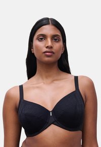 Бюстгальтер