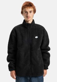 Флисовая куртка