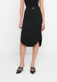 Юбка-карандаш