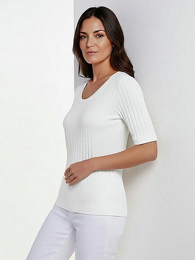 Кофта с круглым вырезом