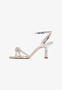 Босоножки Босоножки