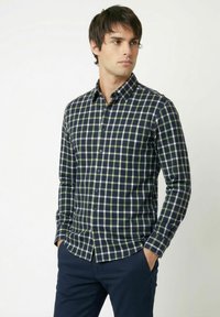 Рубашка Рубашка