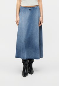 Джинсовая юбка