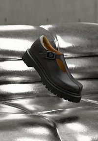 Полуботинки