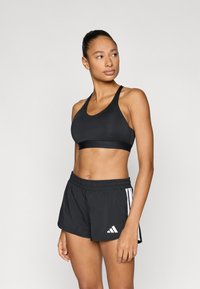 Спортивный бюстгальтер