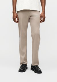 Брюки Брюки