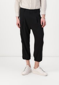 Брюки Брюки