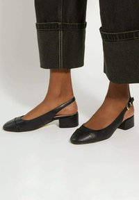 Туфли слинги