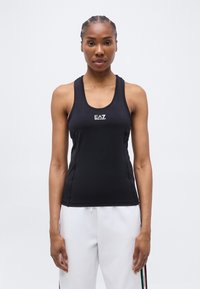 Спортивный топ