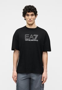 Футболка Футболка