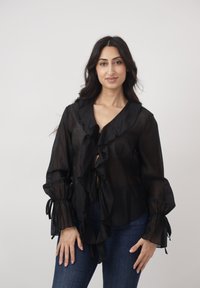 Блузка Блузка