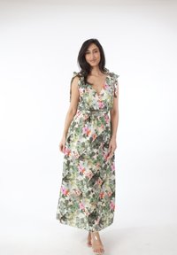 Пляжное платье