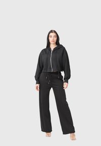 Костюм Костюм