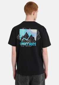 Футболка Футболка