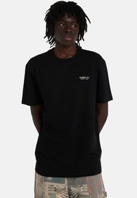 Футболка Футболка