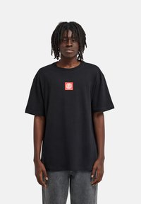 Футболка Футболка