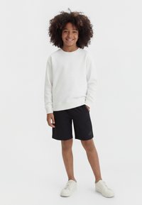 Шорты Шорты