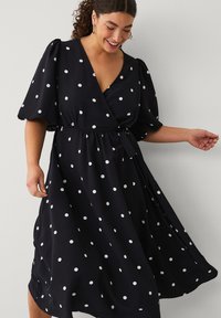 Летнее платье Летнее платье