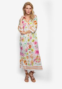 Летнее платье