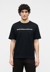 Футболка Футболка