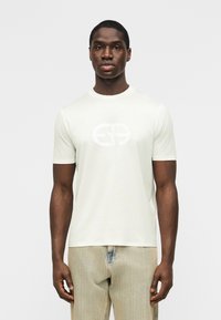 Футболка Футболка