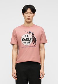 Футболка Футболка