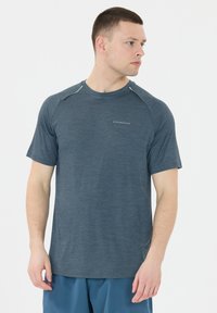 Спортивная майка