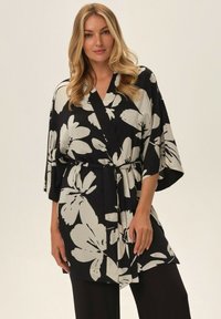 Халат Халат