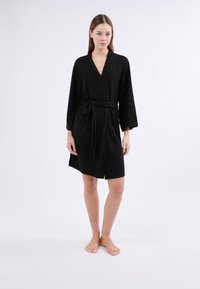 Халат Халат