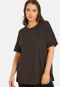 Футболка Футболка