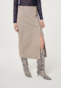 Джинсовая юбка