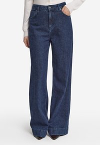 Широкие брюки