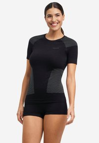 Спортивная майка