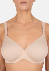 Бюстгальтер Бюстгальтер