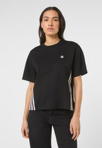 Футболка Футболка