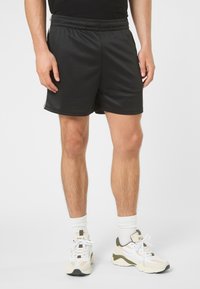 Шорты Шорты